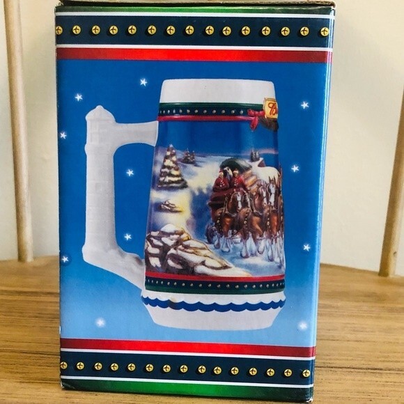 Vintage Budweiser 2002 Holiday Beer Stein “Guiding The Way Home” - Picture 8 of 10